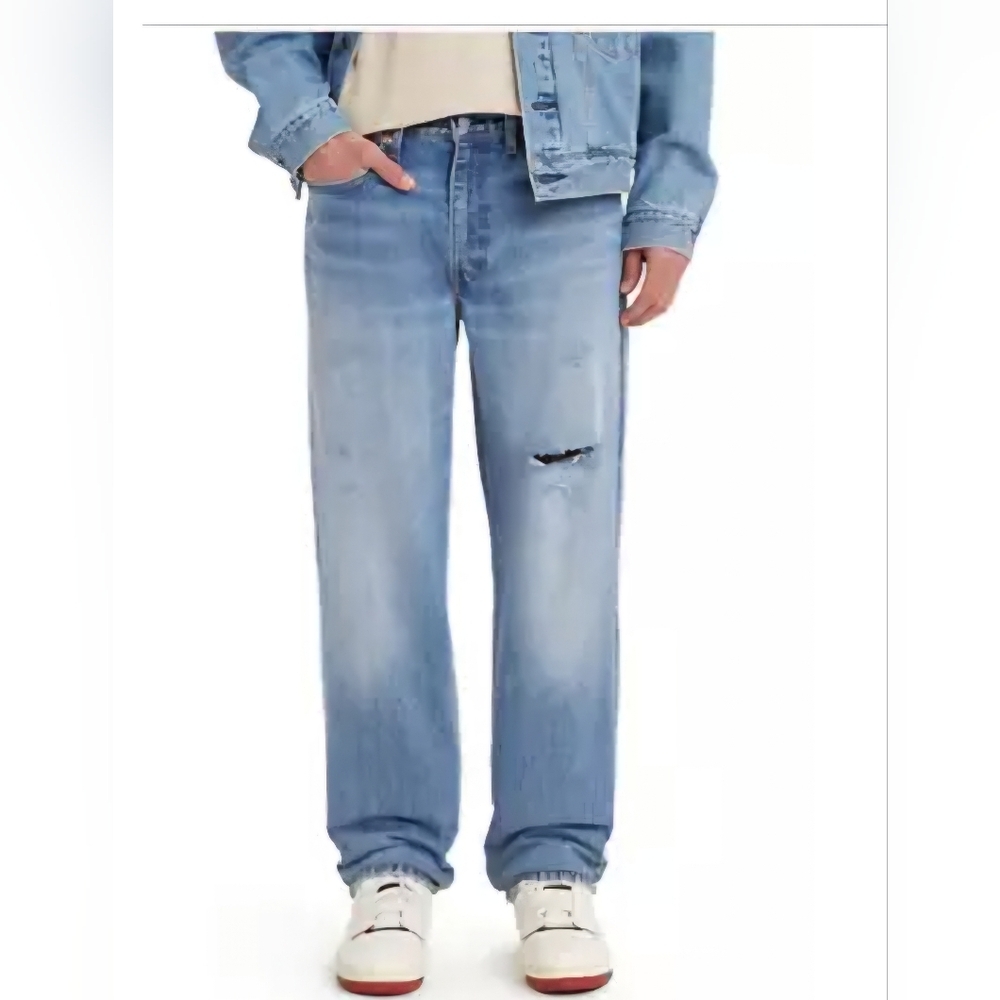 Levi’s 550 Men’s Relaxed Fit Distressed Mid Wash Jeans Size 40 NWT